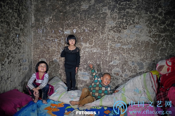 北京-陈杰-大山深处的变迁：留守儿童的新家12-11.jpg