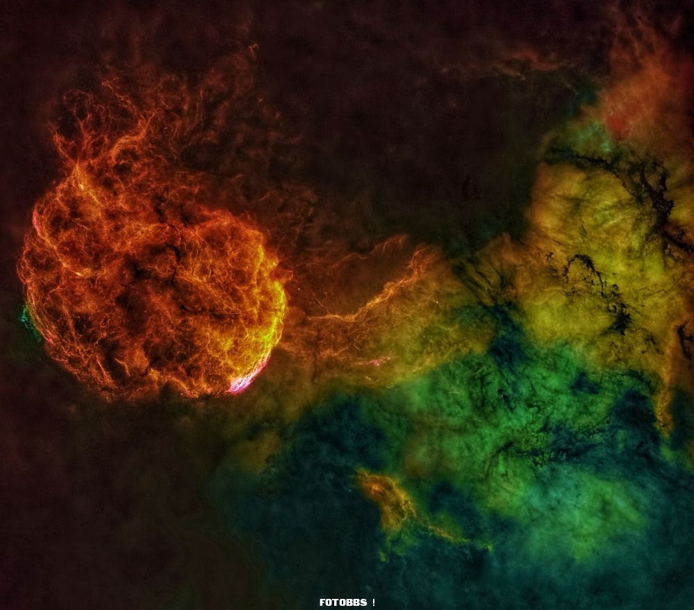 Stars_and_Nebulae_Jellyfish_Nebula.jpg
